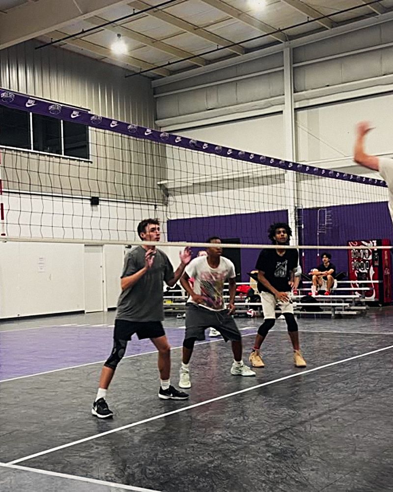 Players waiting on a serve